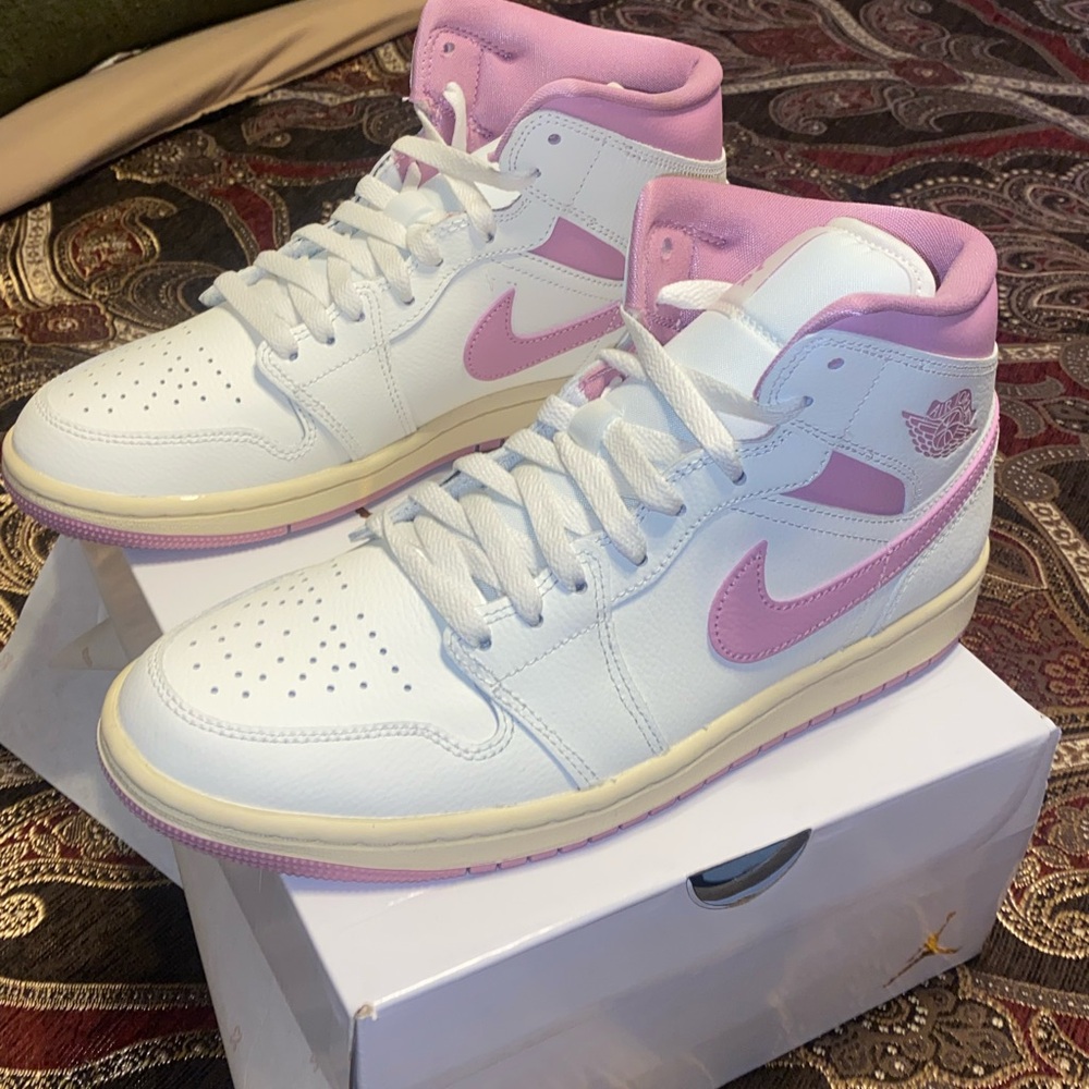 Retro 1 Jordans